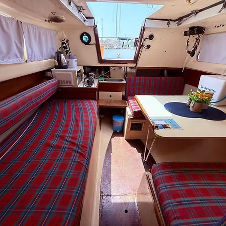 Hotel na wodzie Barcos Belem *