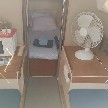 Barcos Belem Úszó hotel *